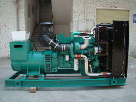 微山1100kw康明斯柴油发电机组图片 微山1100kw康明斯柴油发电机组图片